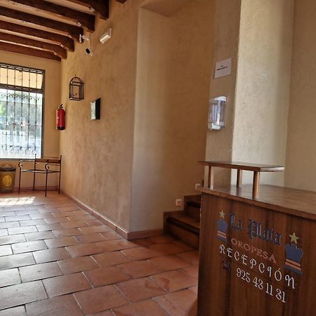 Hostal La Plata Oropesa Exterior photo