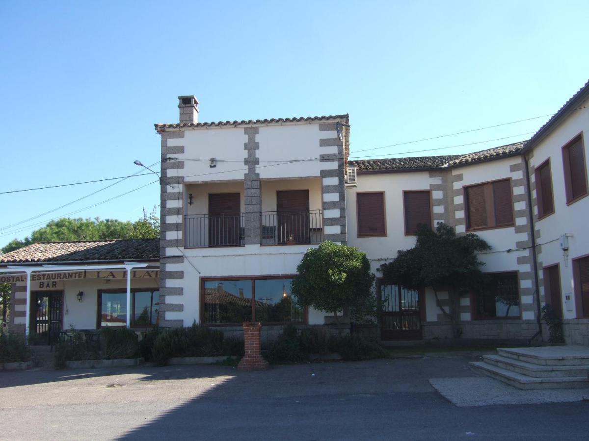 Hostal La Plata Oropesa Exterior photo