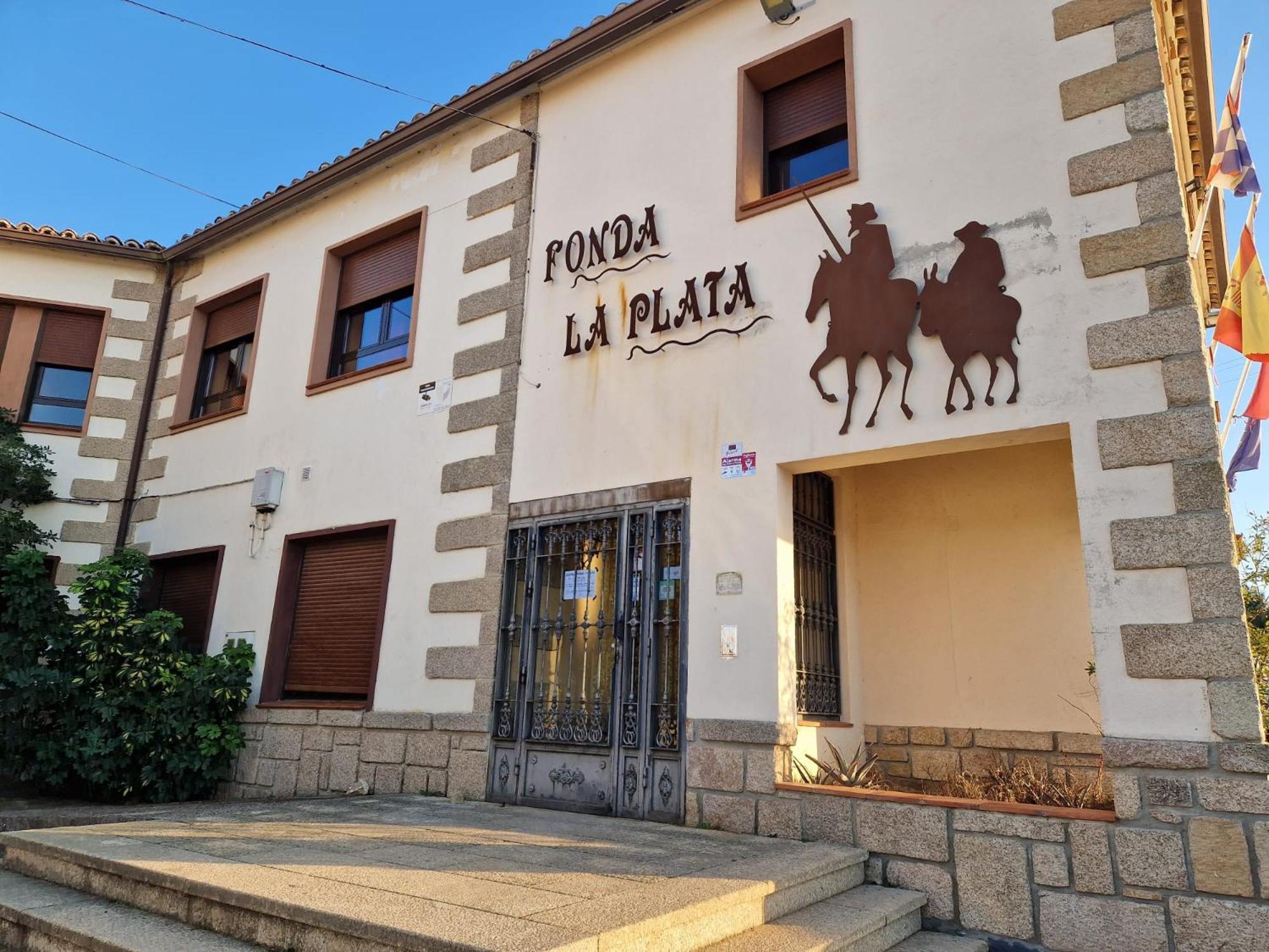 Hostal La Plata Oropesa Exterior photo